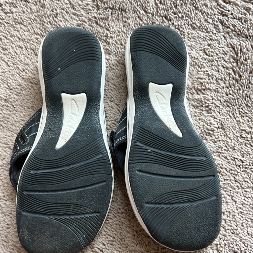 Clarks Sandals - Picture 4 of 4